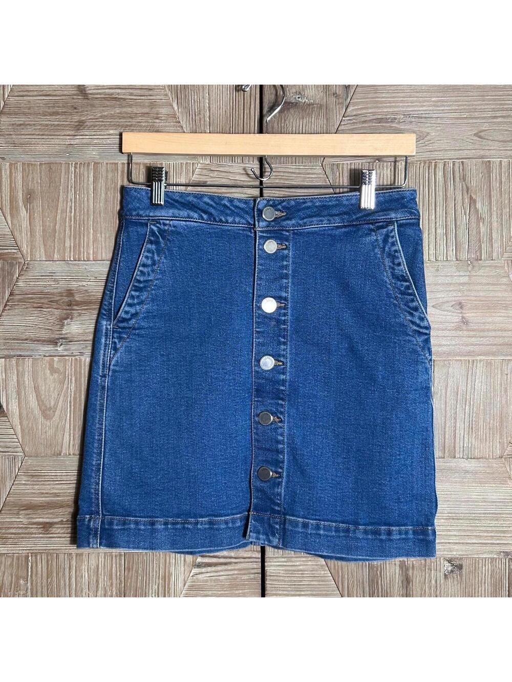 LOFT Women's Denim Mini Skirt Blue Size 4 Grunge Y2K